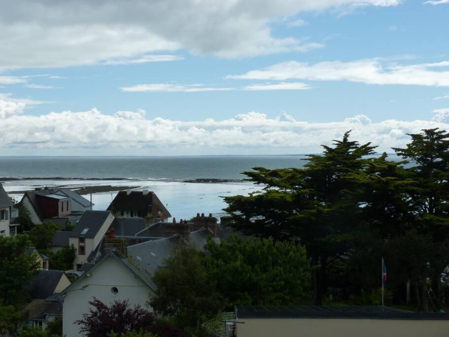 Studio Avec Vue Sur Mer A Granville. Plage A 3 Min Eksteriør billede